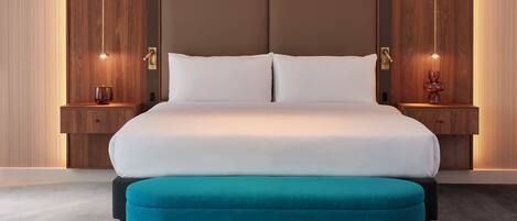 Premier Suite | Peralatan tempat tidur hipoalergenik, tilam berlapik, bar mini