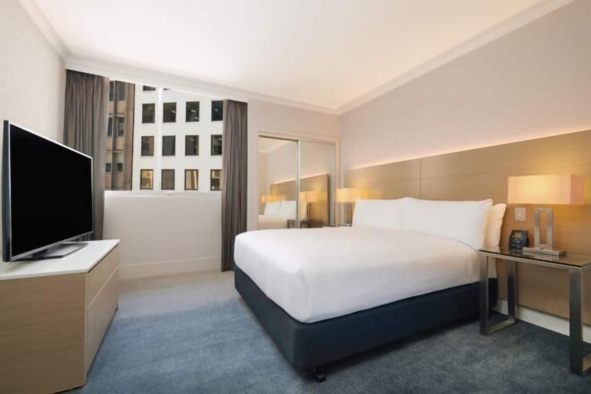 Hypo-allergenic bedding, pillowtop beds, minibar, in-room safe