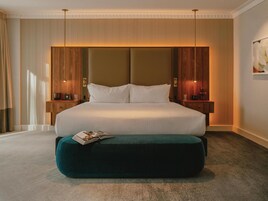 Suite Premier | Biancheria da letto ipoallergenica, materassi a doppio strato, minibar