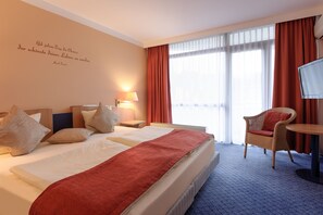 Hypo-allergenic bedding, minibar, in-room safe, laptop workspace