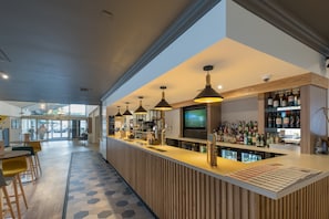 Bar (in der Unterkunft)