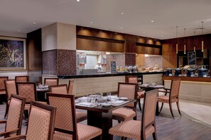 Desayuno buffet incluido todos los días