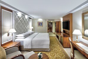 Habitación Deluxe, 1 cama King size, para no fumadores | 1 habitación, minibar y caja de seguridad en la habitación