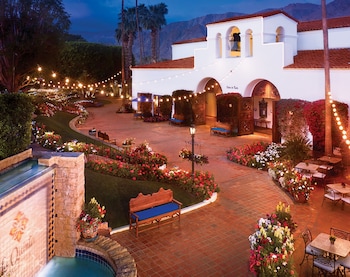 Courtyard at La Quinta Resort & Club, Curio Collection by Hilton