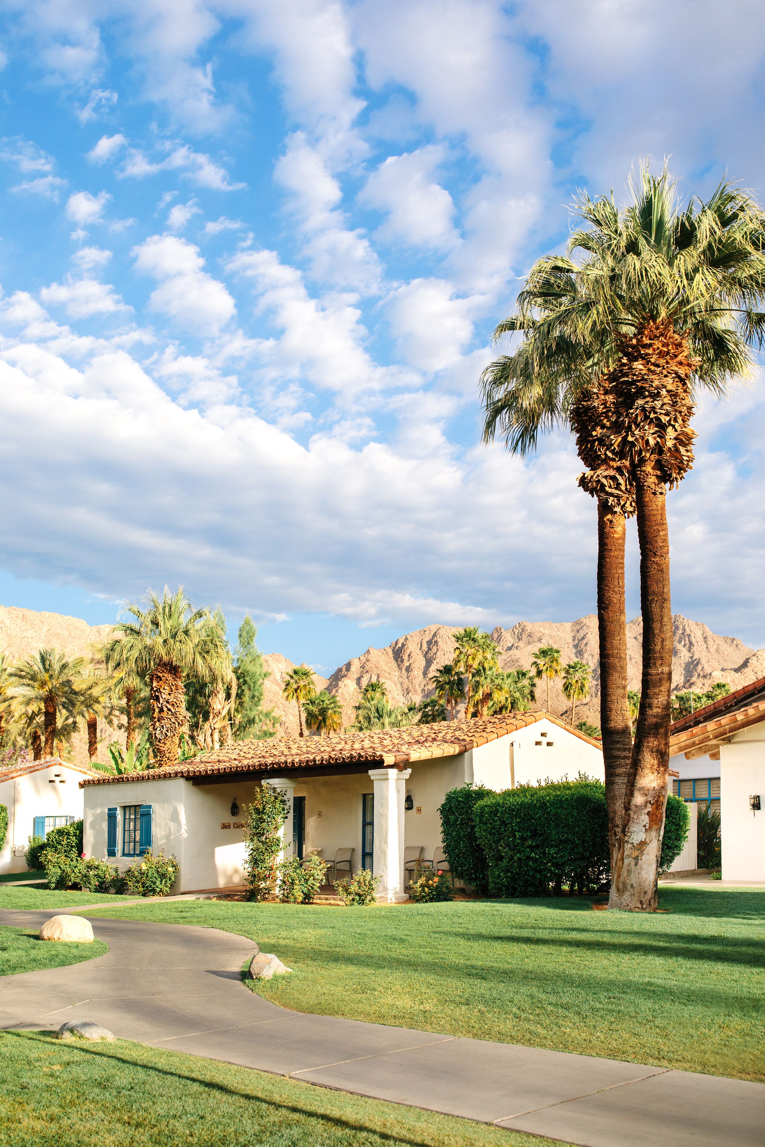 客房, 1 張特大雙人床, 空調, 花園景觀 | 高級寢具、迷你吧、客房內保險箱、熨斗/熨衣板