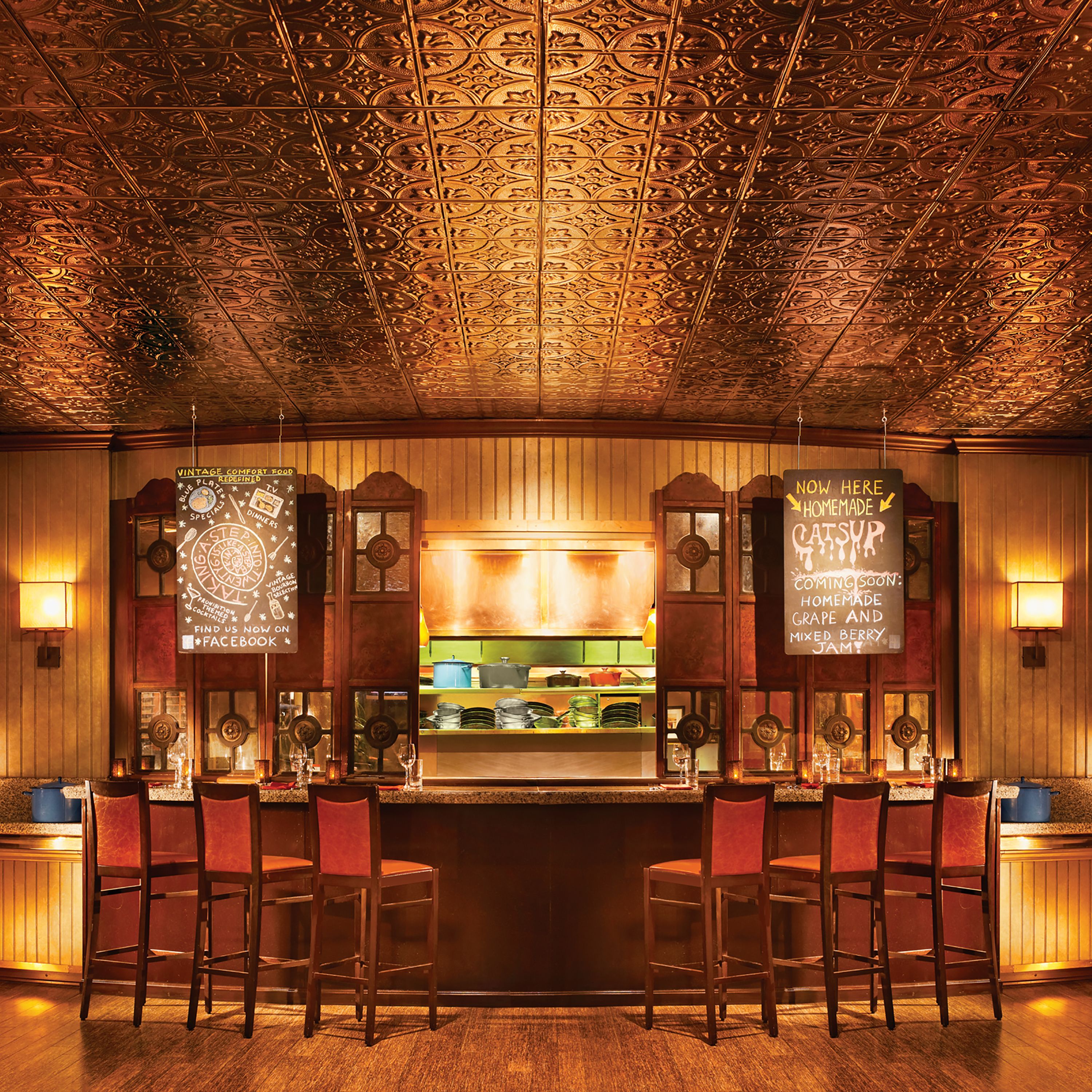 5 bars/lounges, poolside bar