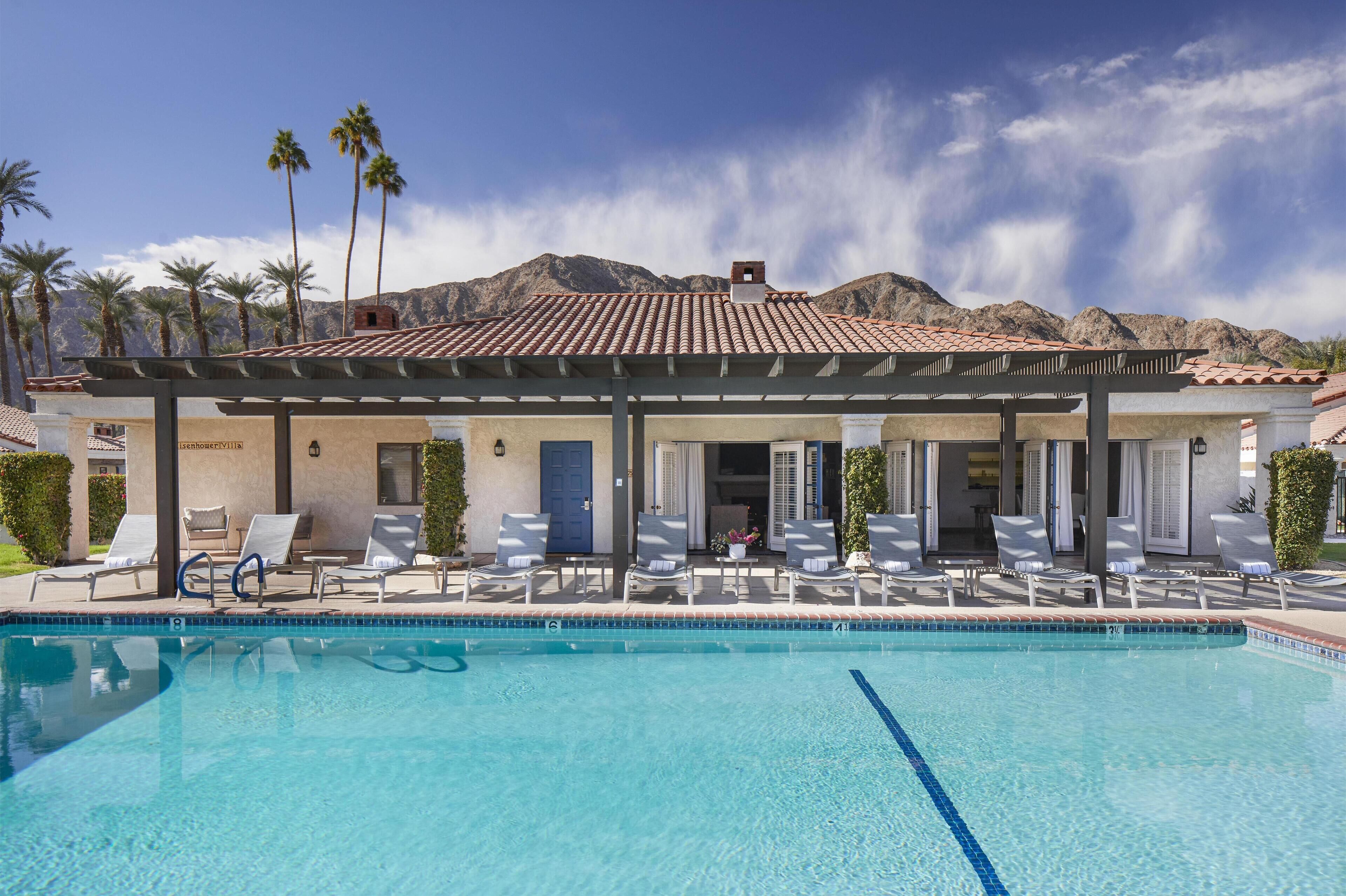 Suite, 1 King Bed with Sofa bed, Fireplace, Pool View | View from room