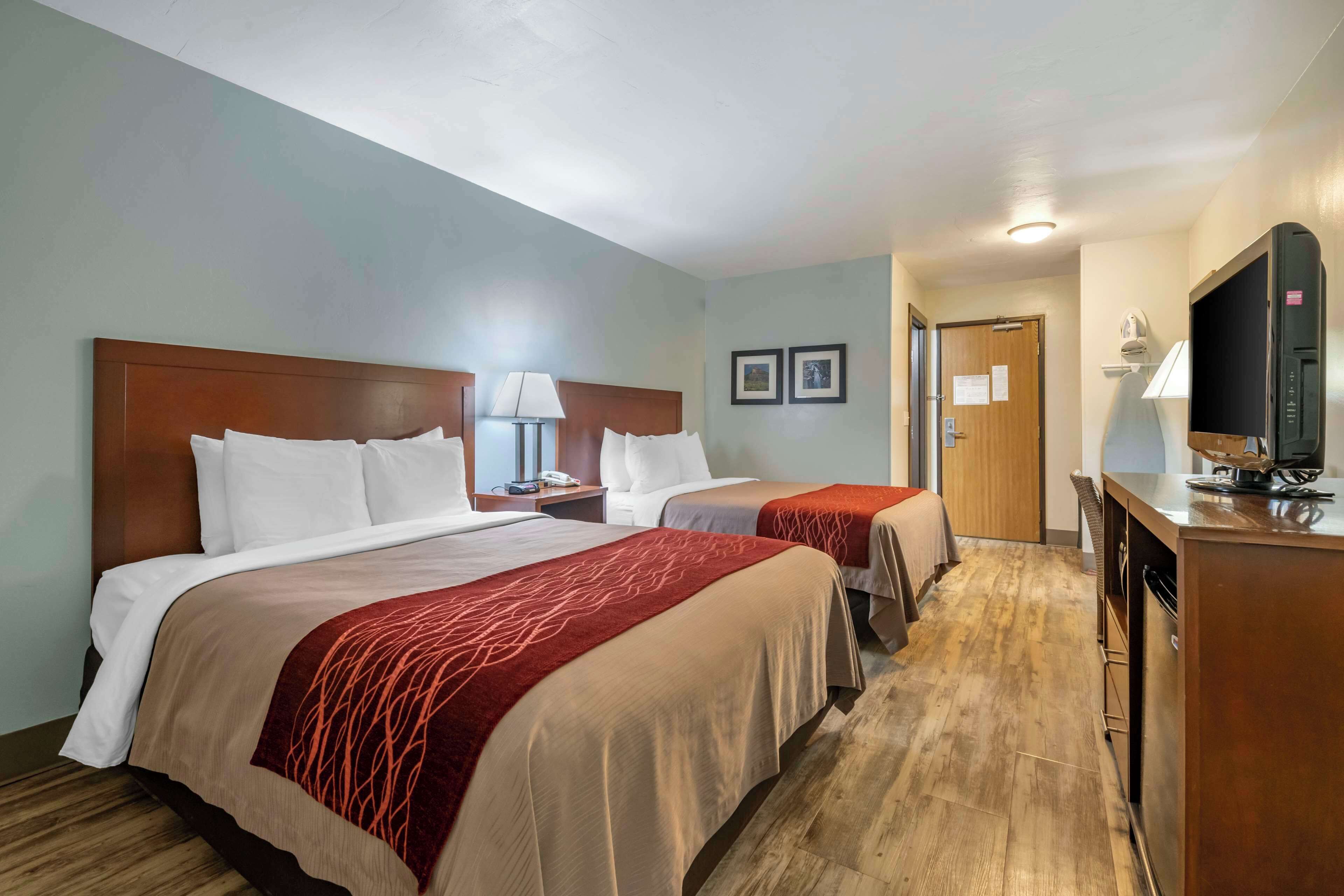 laptop workspace, iron/ironing board, free cots/infant beds