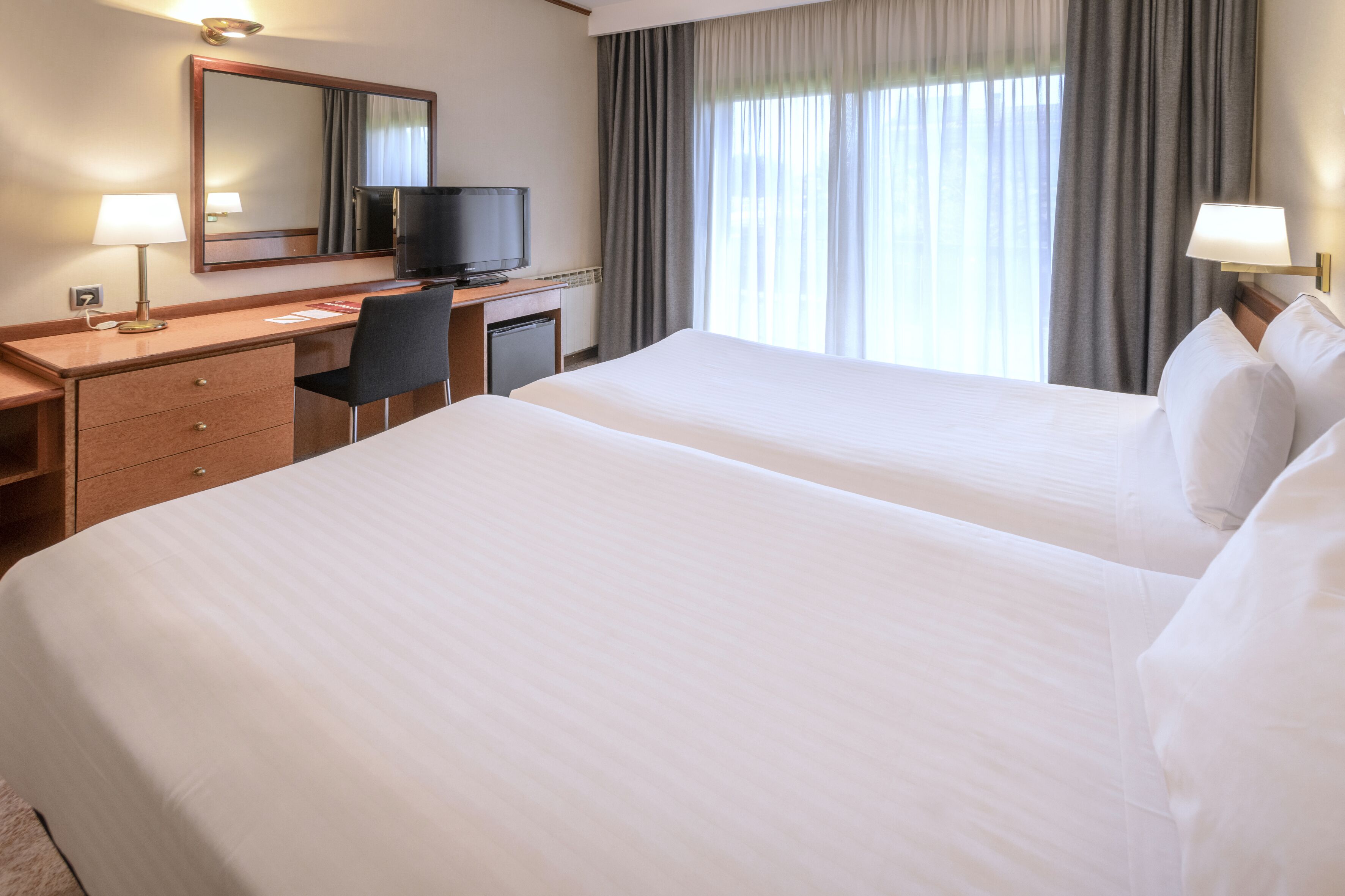 1 bedroom, minibar, in-room safe, desk