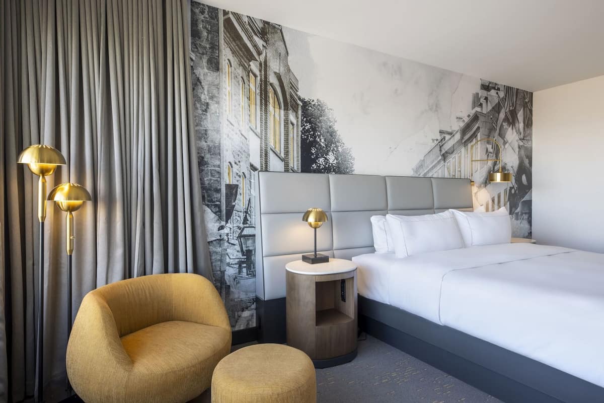 Premium bedding, down comforters, in-room safe, desk