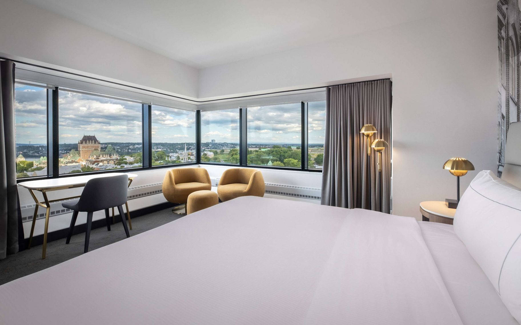 Premium bedding, down comforters, in-room safe, desk