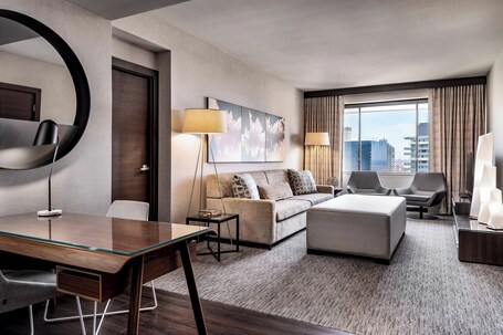The Westin Harbour Castle, Toronto - Image 18