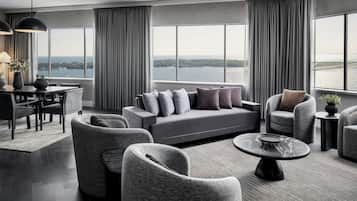 Pillowtop beds, in-room safe, desk, laptop workspace