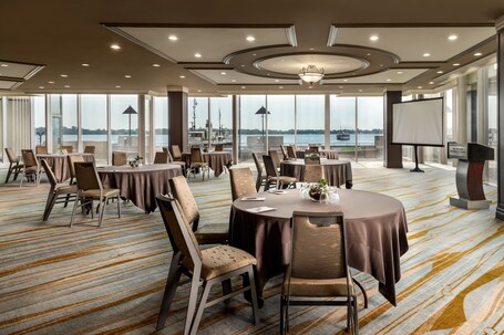 The Westin Harbour Castle, Toronto - Image 61