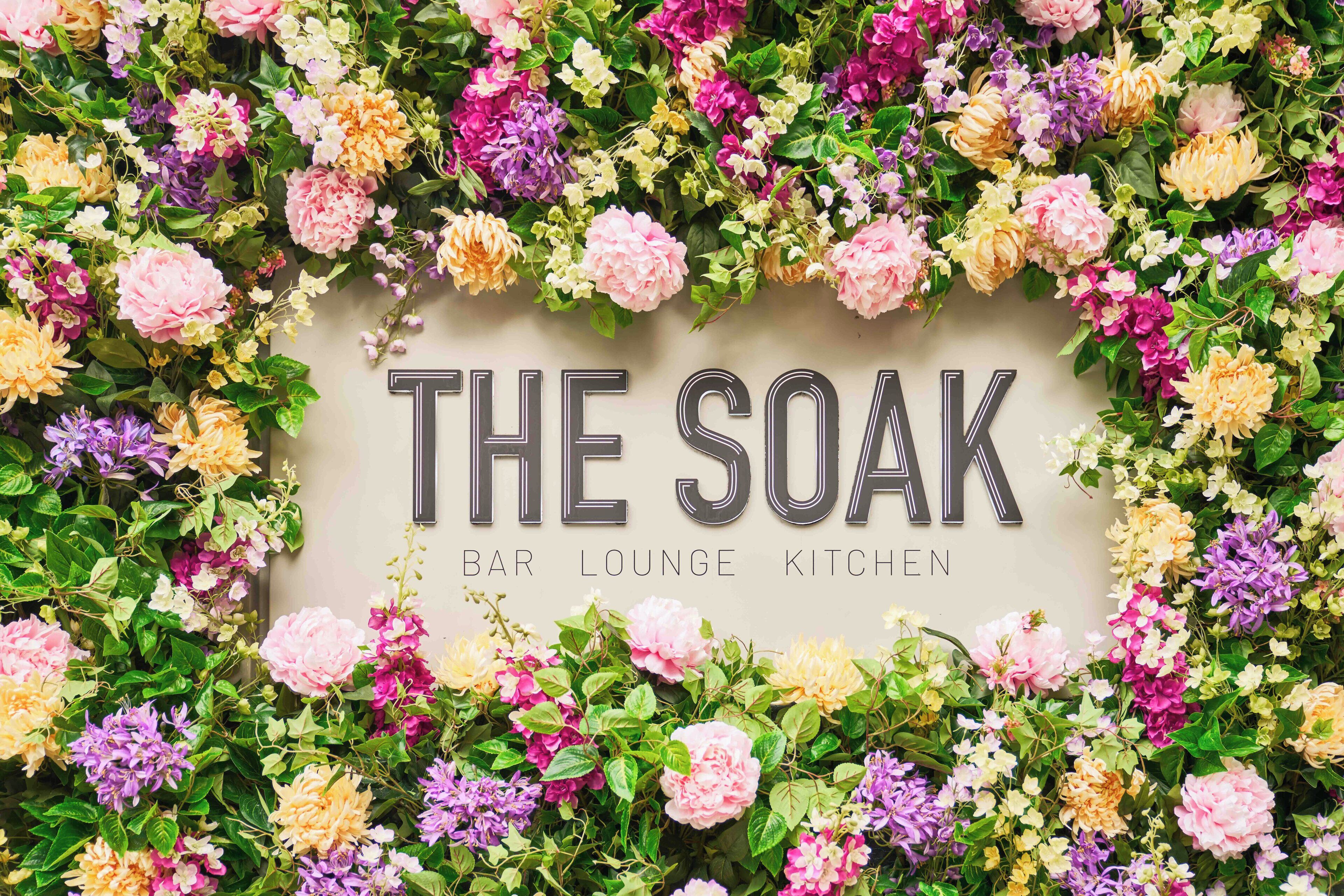 2 restaurants, breakfast, lunch served; local and international cuisine