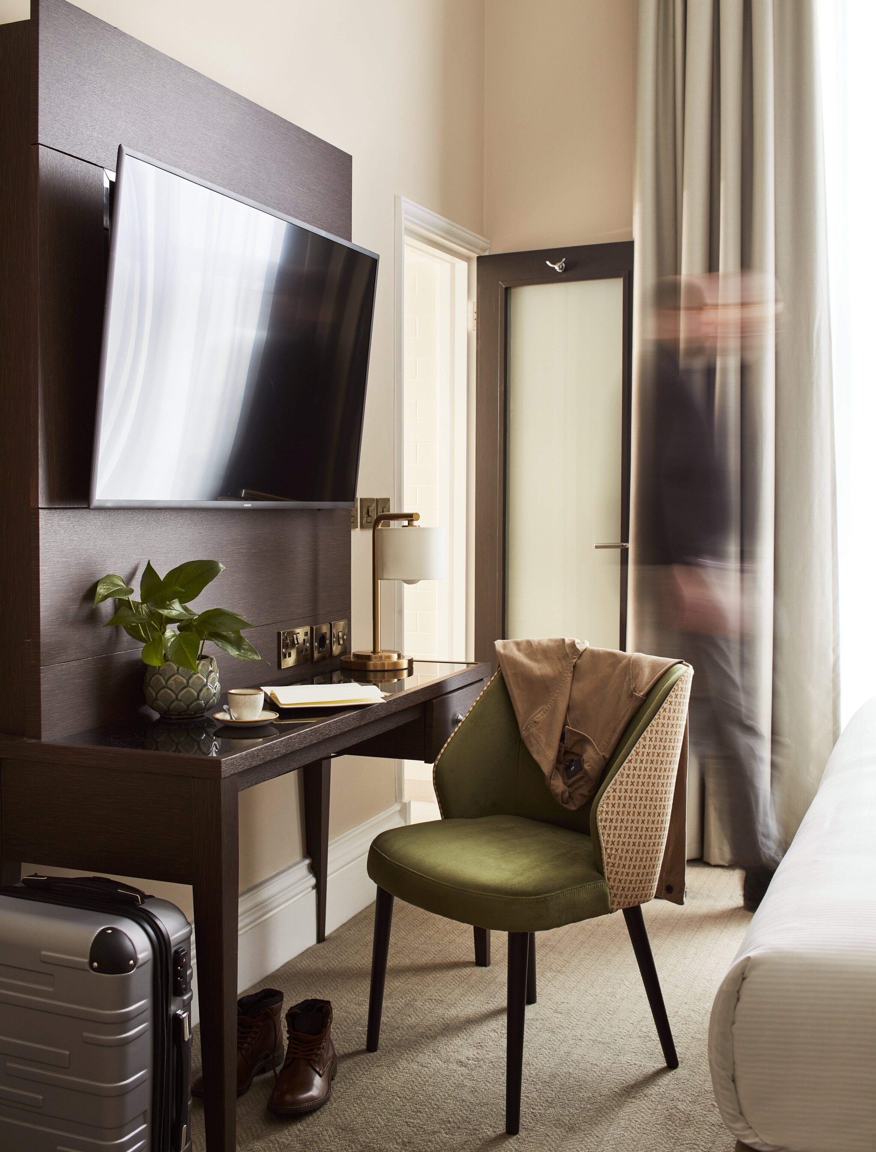 1 bedroom, premium bedding, pillow-top beds, free minibar