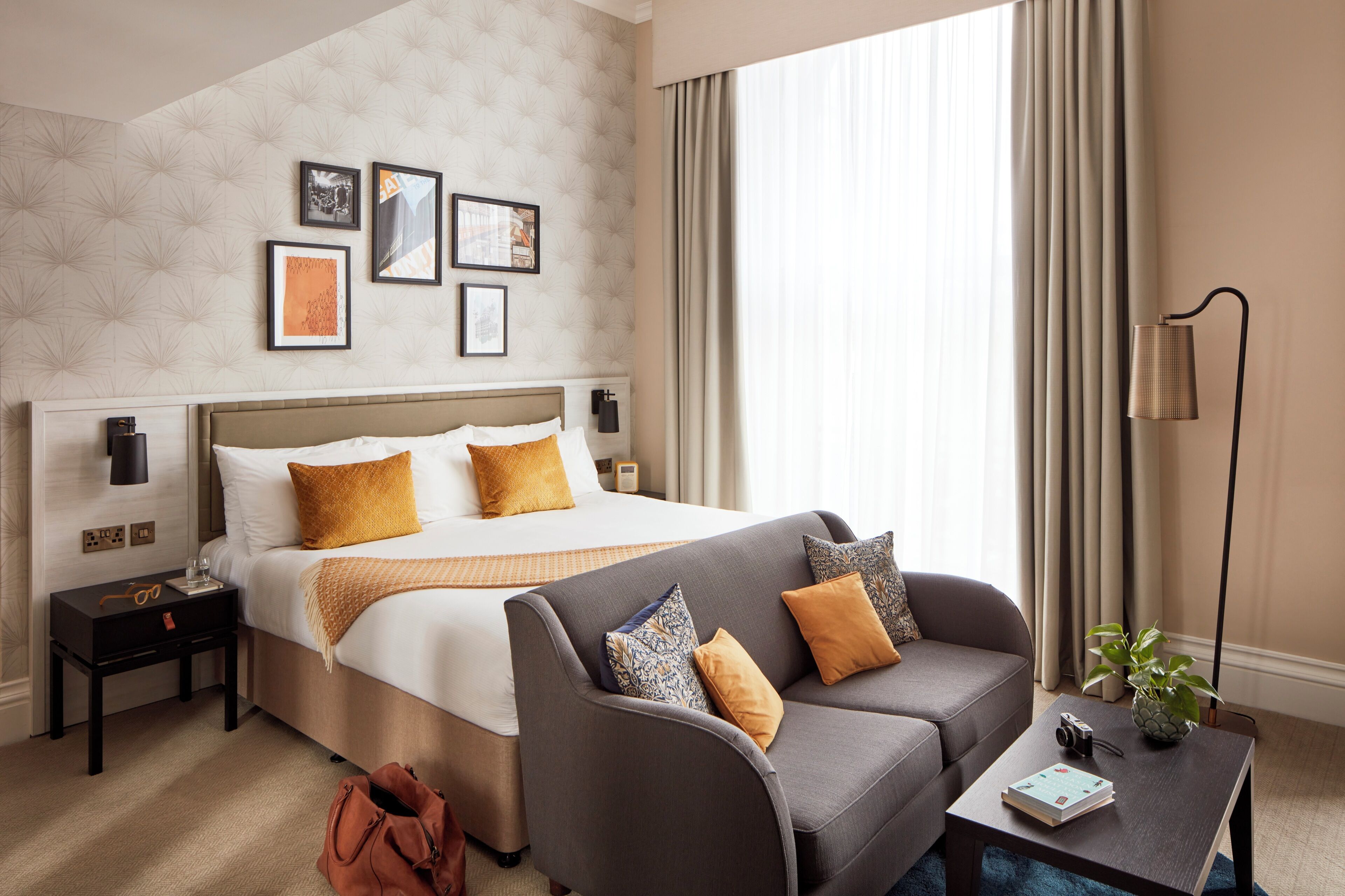 Superior Room, 1 King Bed with Sofa bed