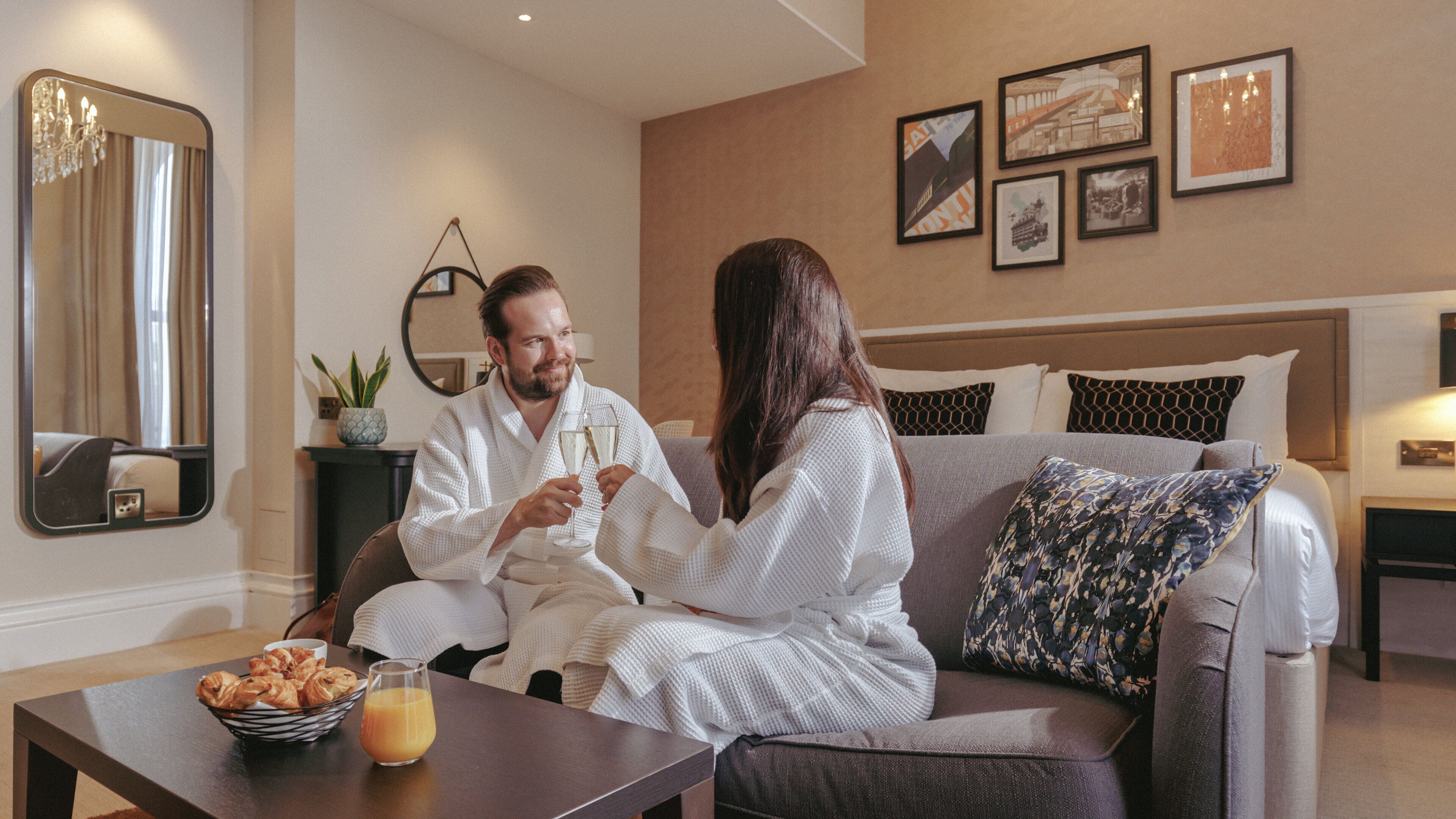 Premium bedding, pillowtop beds, free minibar, in-room safe