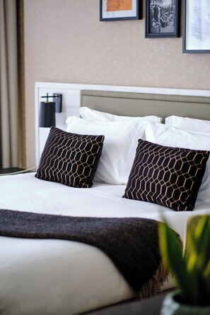 Suíte | Roupas de cama premium, camas com colchões pillow-top