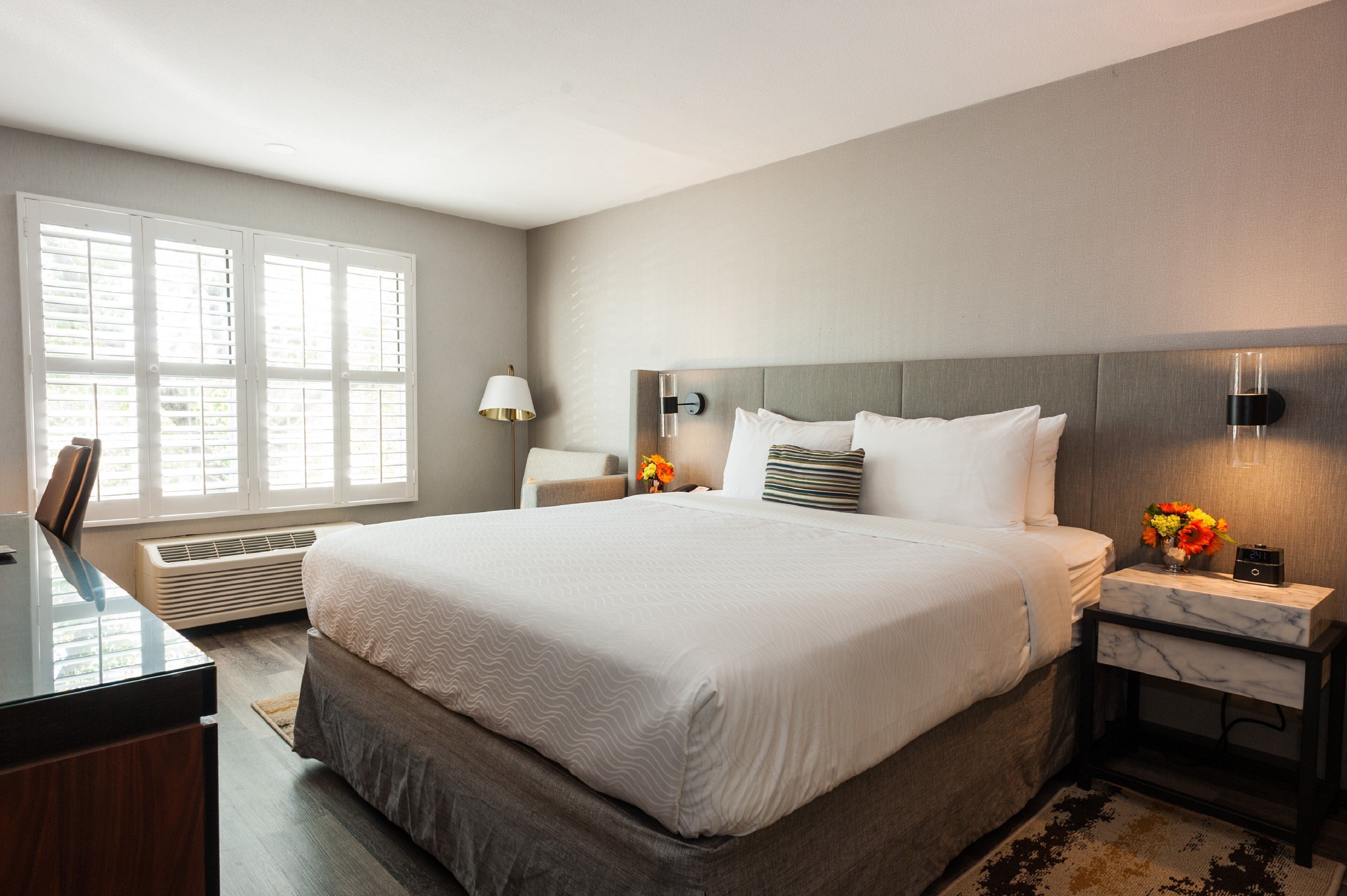 1 bedroom, premium bedding, in-room safe, desk