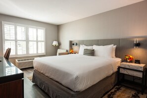 1 bedroom, premium bedding, in-room safe, desk - Hotel Indigo Napa Valley by IHG (Napa)