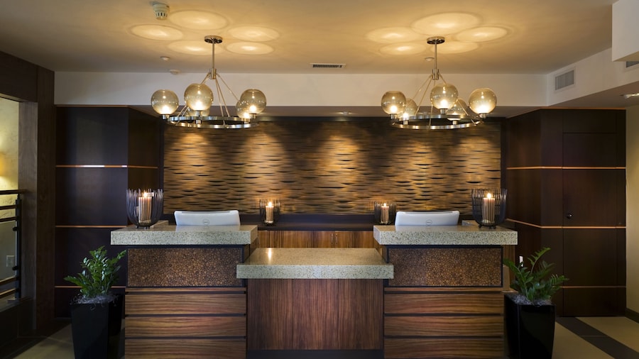 Hotel Indigo Napa Valley by IHG