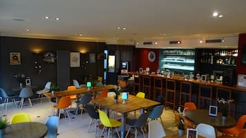 Daily buffet breakfast (EUR 15 per person)