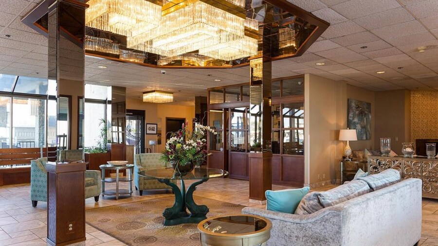 Promenade Inn & Suites Oceanfront