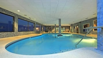 Una piscina techada