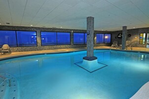 Una piscina techada