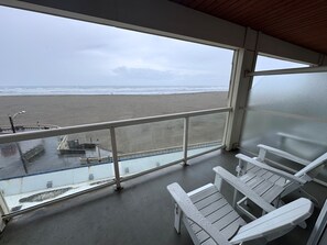 Vista para praia/oceano