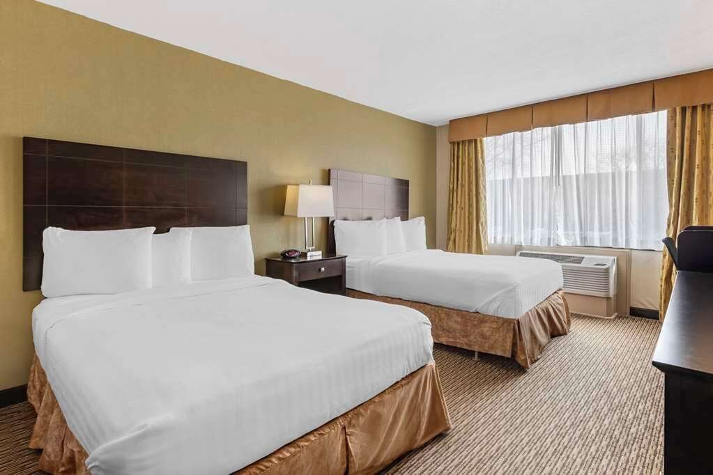 Standard Double Room, 2 Double Beds | Premium bedding, pillow-top beds, individually furnished, desk