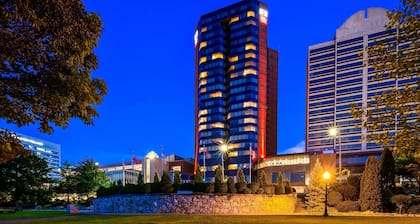 Best Western Plus Waterfront Hotel