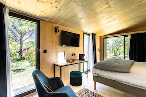 Cottage Standard, 1 letto queen, non fumatori | Biancheria da letto di alta qualità, materassi a doppio strato, minibar