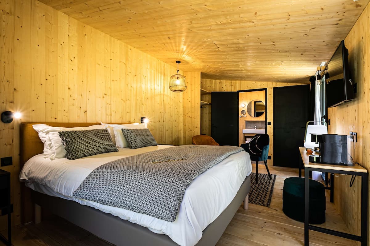 Casa de campo estándar, 1 cama de matrimonio, no fumadores | Ropa de cama de alta calidad, colchones con acolchado adicional, minibar