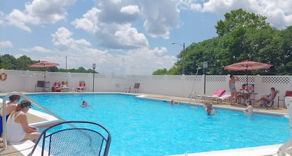 Howard Johnson by Wyndham Lexington