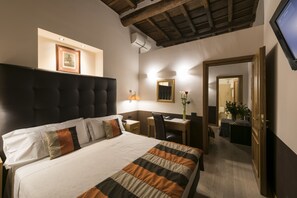 Club Double or Twin Room, Annex Building (with extra bed) - Hotel Duca d'Alba (Rome)