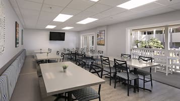 Desayuno de autoservicio incluido todos los días