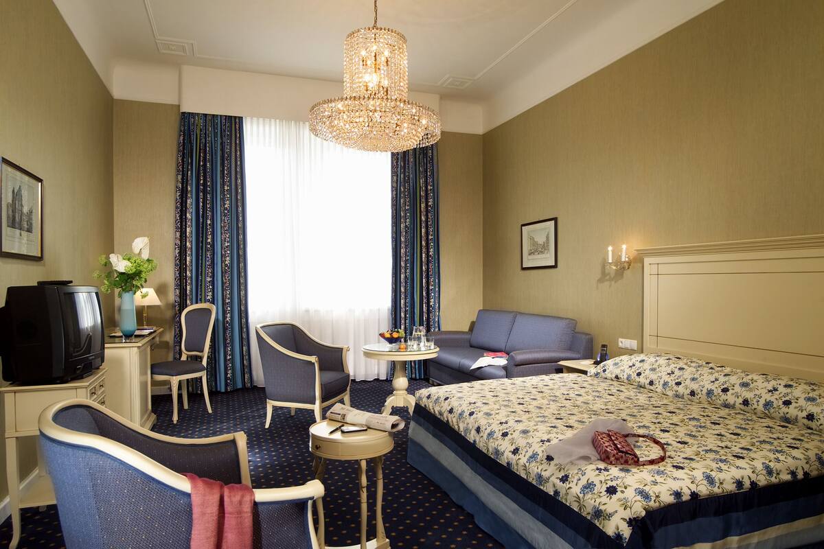 Minibar, in-room safe, desk, blackout drapes