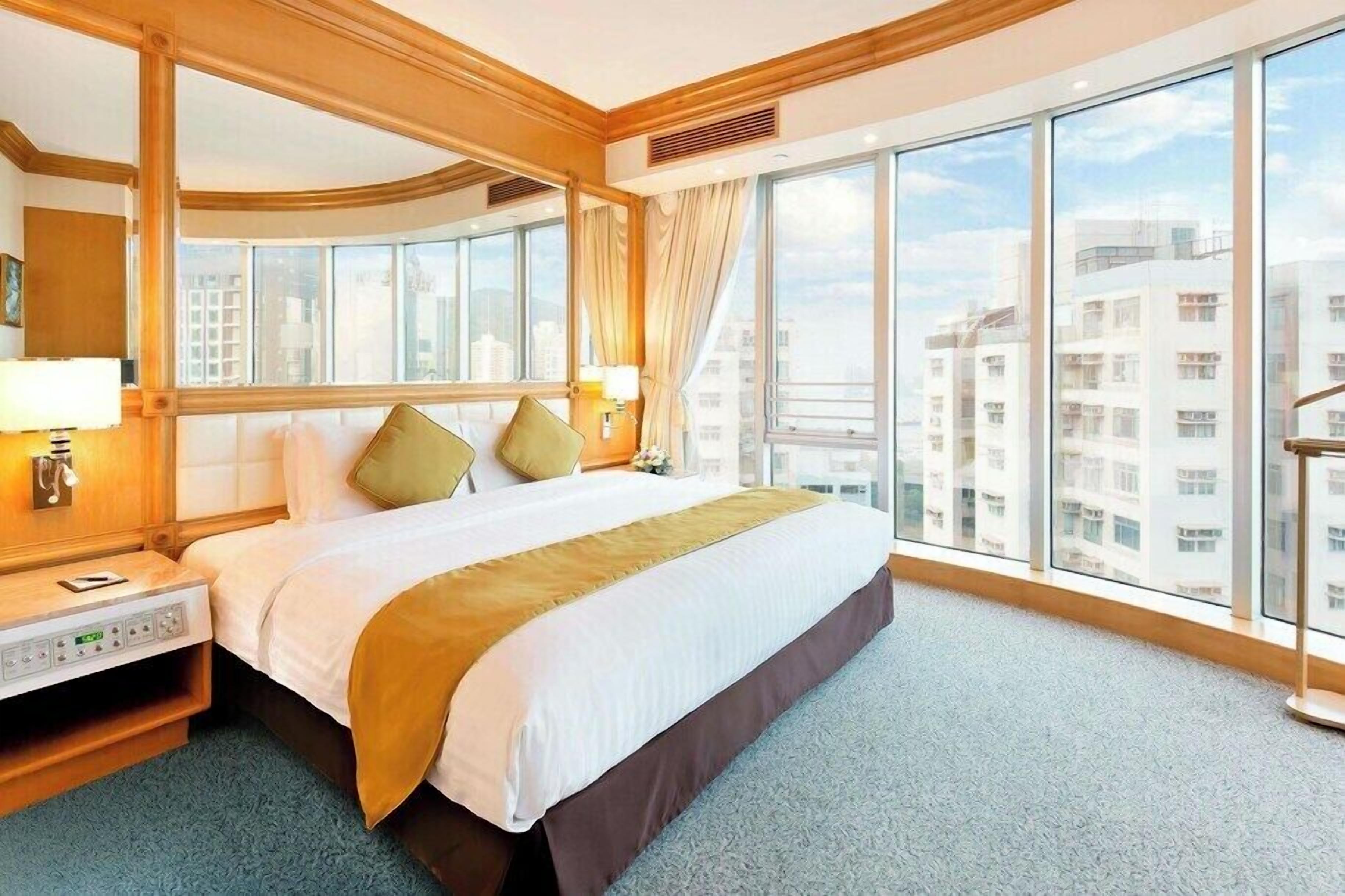 Executive Suite | City view