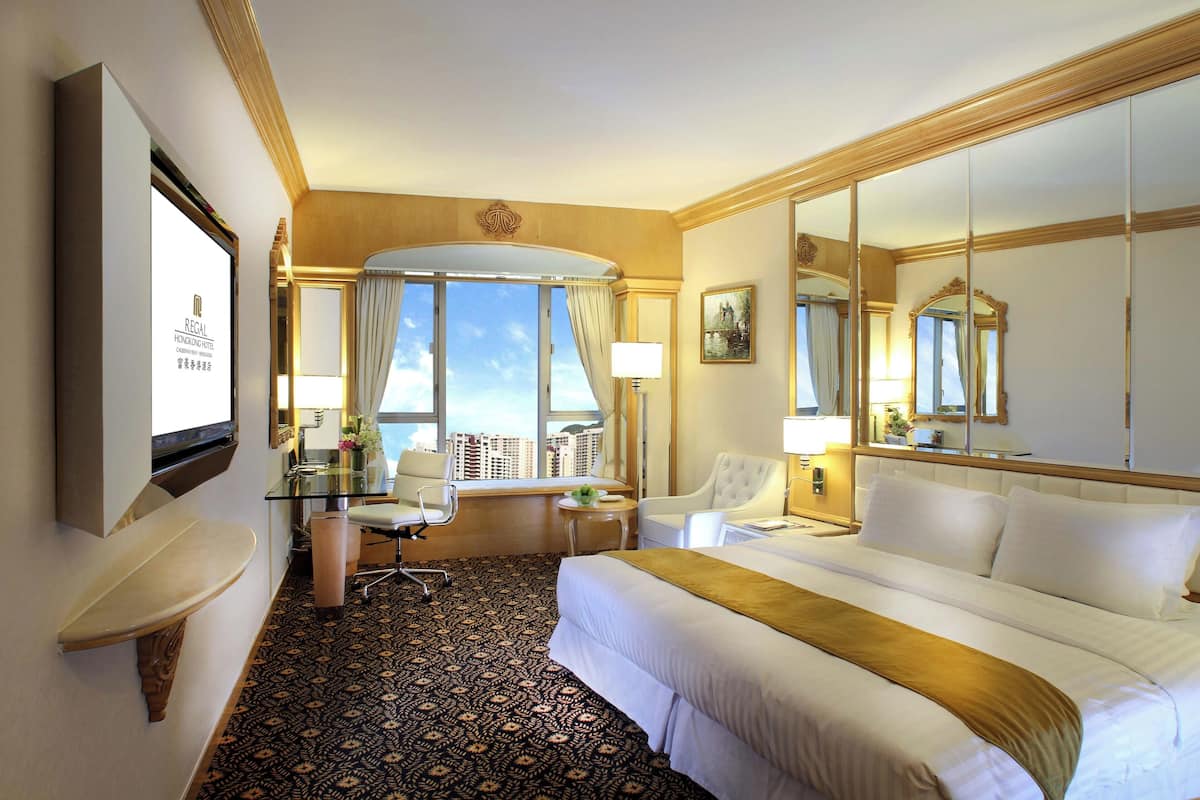 1 bedroom, minibar, in-room safe, desk