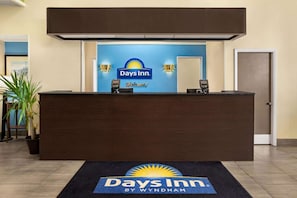 Reception - Days Inn by Wyndham Hardeeville/ I-95 State Line (Hardeeville)