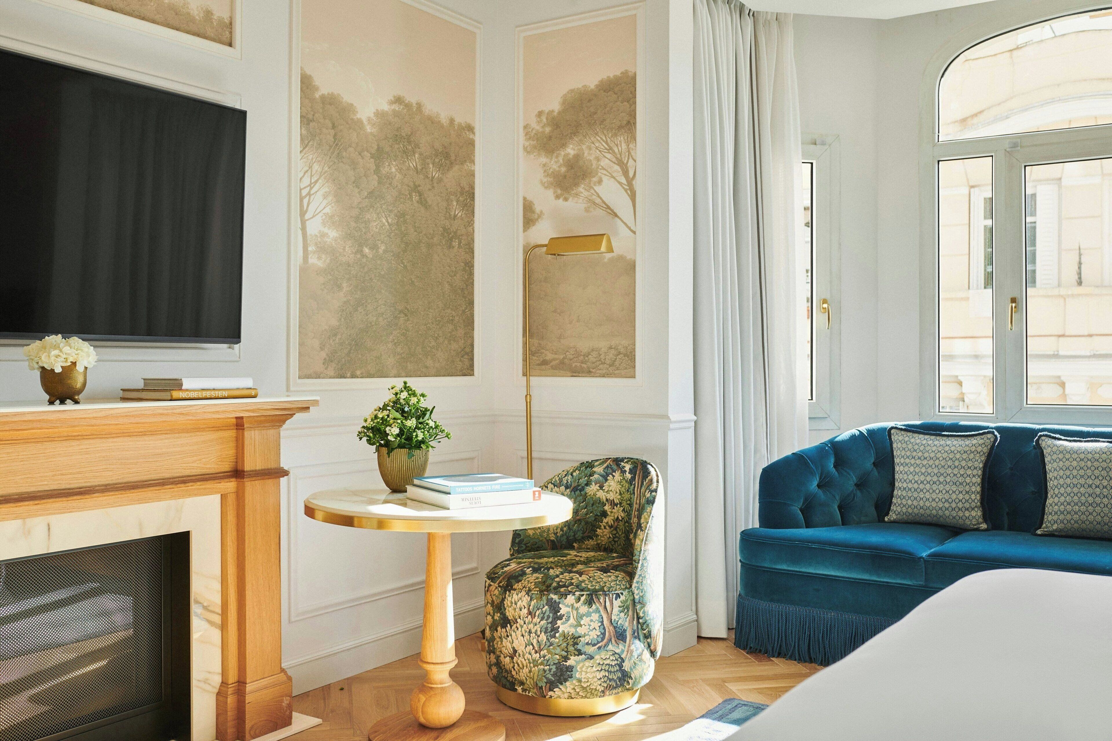 Ropa de cama de alta calidad, colchones con acolchado adicional, minibar