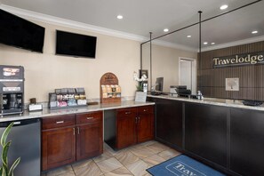 Lobby - Travelodge by Wyndham Eureka (Eureka)
