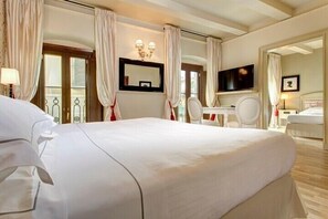 Deluxe Double or Twin Room, City View