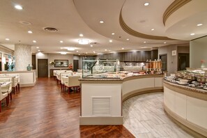Breakfast area - Chateau Lacombe Hotel (Edmonton)