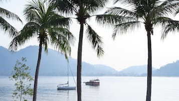 2 outdoor pools, pool umbrellas, sun loungers