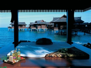 Hot stone massages, Swedish massages, Thai massages, 10 treatment rooms