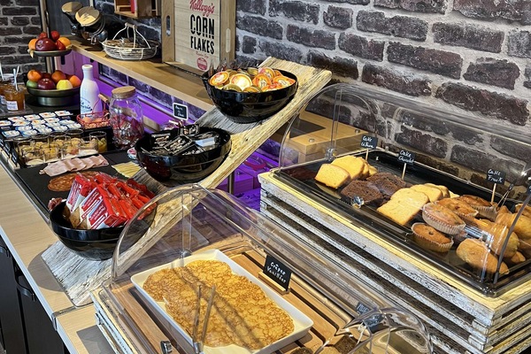 Daily continental breakfast for a fee