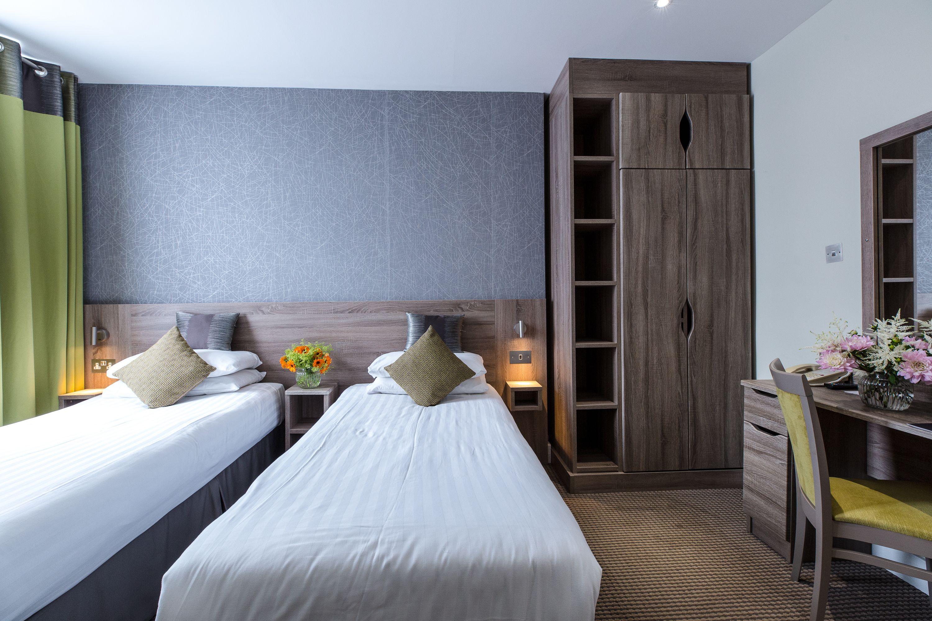 standard twin room, 2 single beds | 1 bedroom, in-room safe, desk, blackout curtains